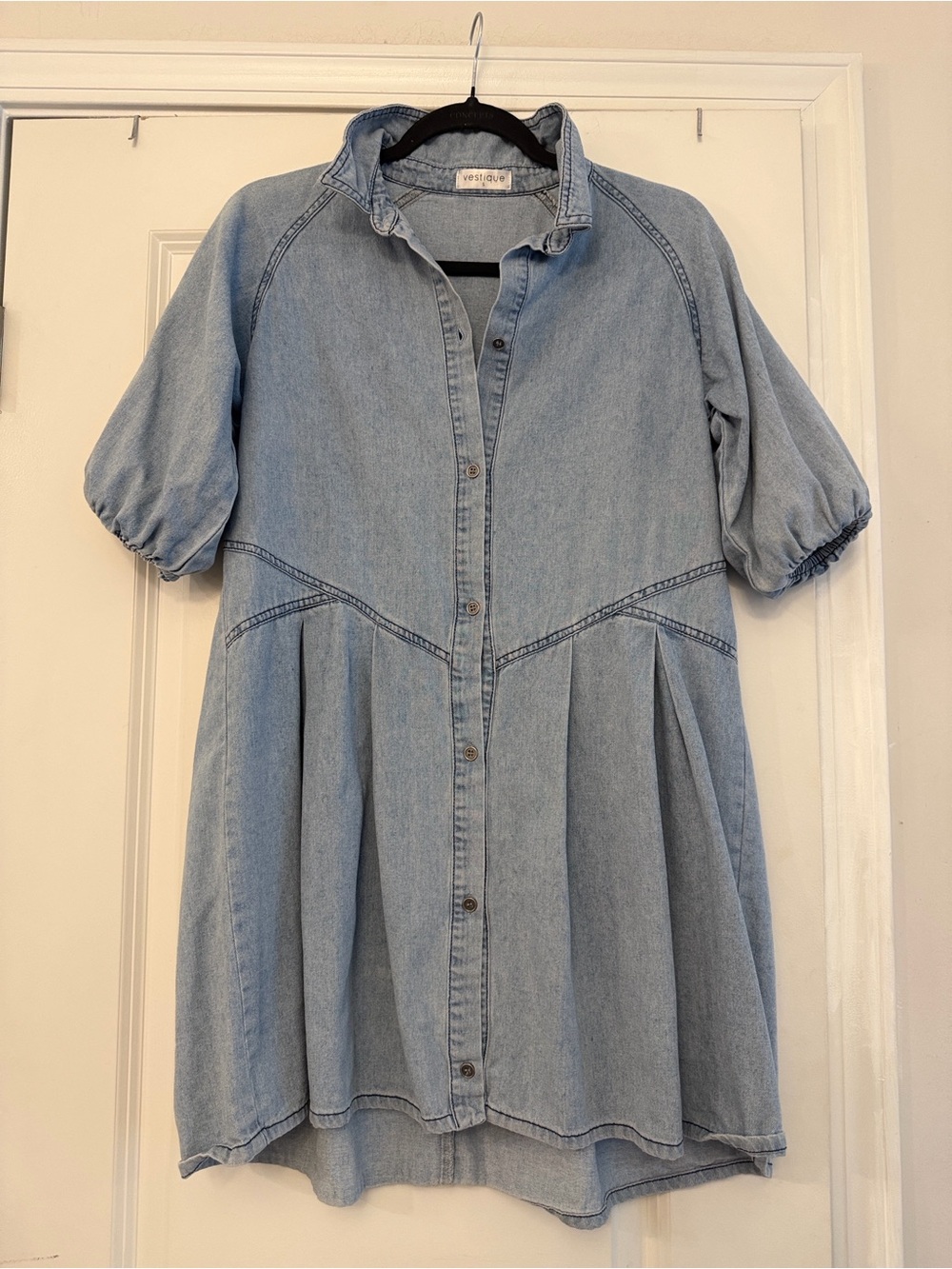 vestique Light Blue Denim Button-Front Dress